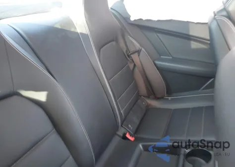 2015 Mercedes-Benz C 350 Sport 4Matic z USA, uszkodzony, nr VIN WDDGJ8JB1FG384094